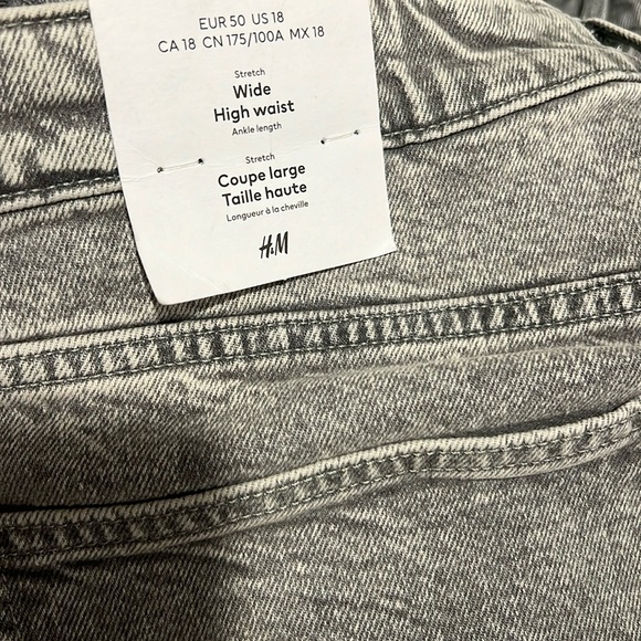 H&M Wide Large High Waist Divided Wide Leg Gray Wash Denim Jeans Size 18 New - Picture 9 of 11